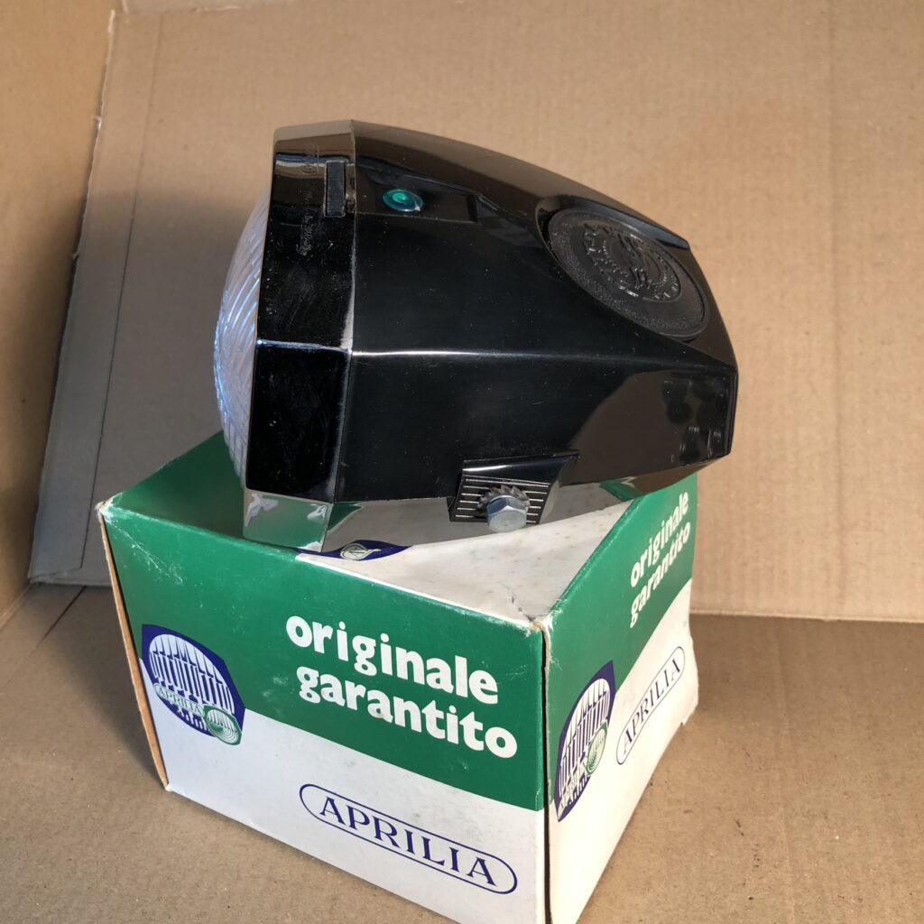 Fanale Aprilia Anteriore Motom 48 Codice ultimo tipo