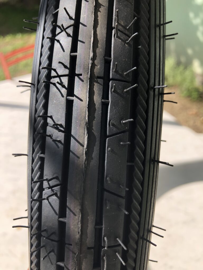Copertone 2.00 x 18 Motom